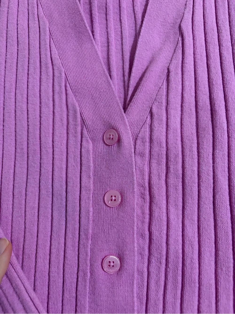 Women’s Universal Thread Pink Ribbed V-Neck Button-Front Cardigan- small - Picture 3 of 4